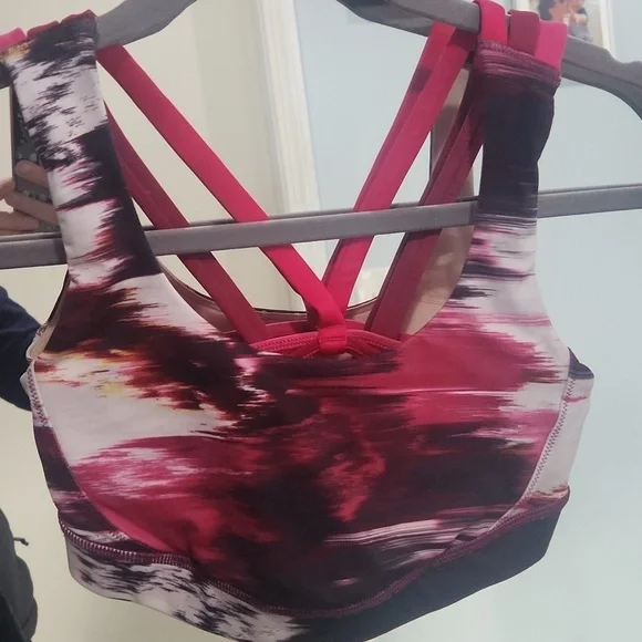 Lululemon Energy Bra *Exhale size 2 - Picture 2 of 5
